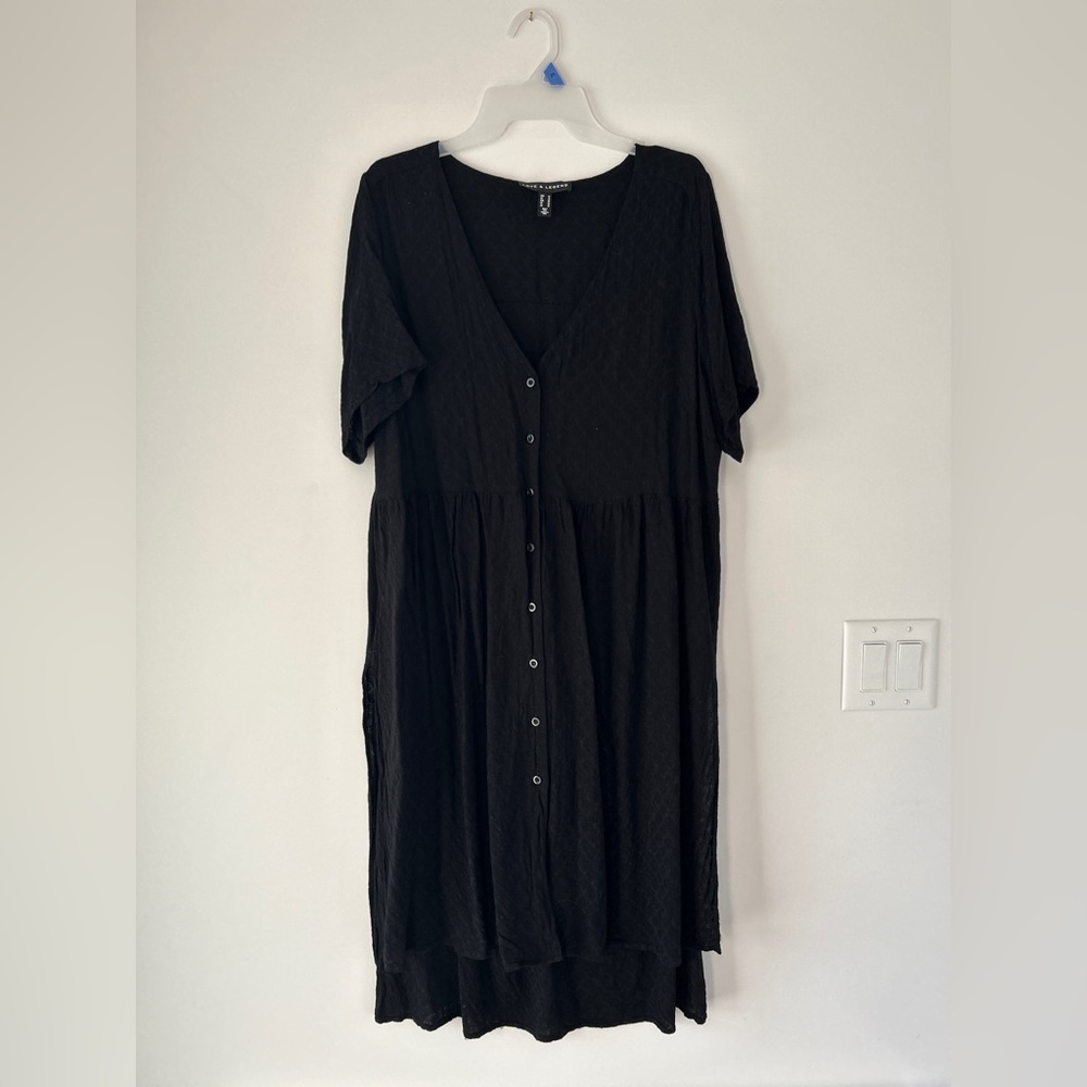 Long Black Buttoned Shirt